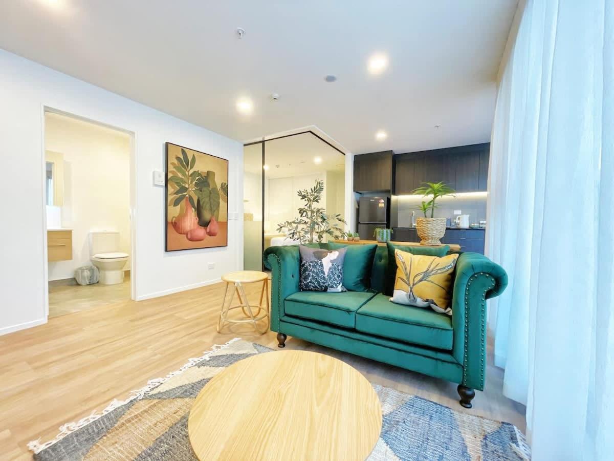 Parkside Living Unique Getaway 1 Bed In Cbd Apartment *